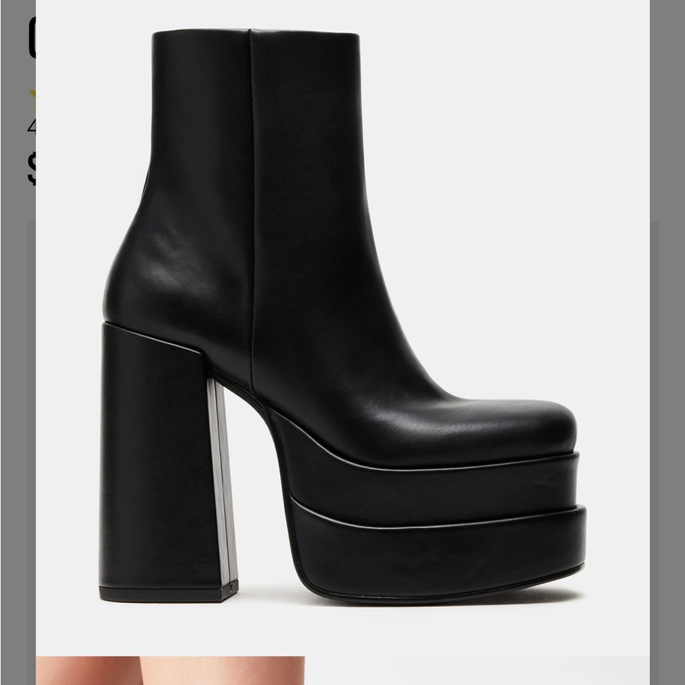 Steve Madden Cobra Black Boot size 8